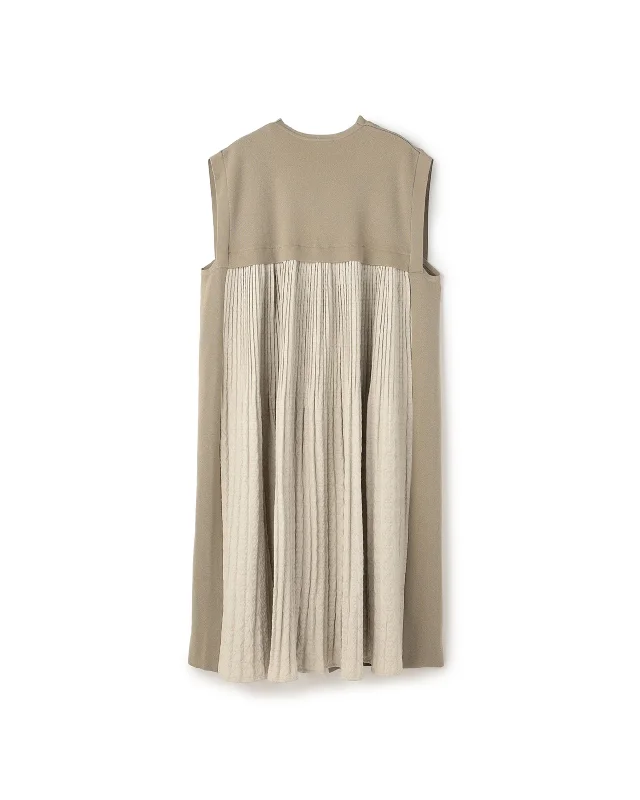 Pleated Back Long Knit Gilet