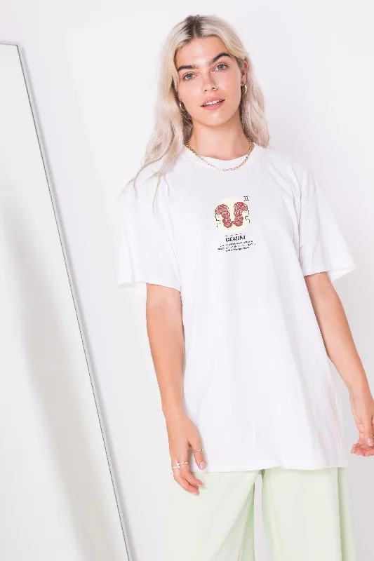 Daisy Street Relaxed T-Shirt with Gemini Print